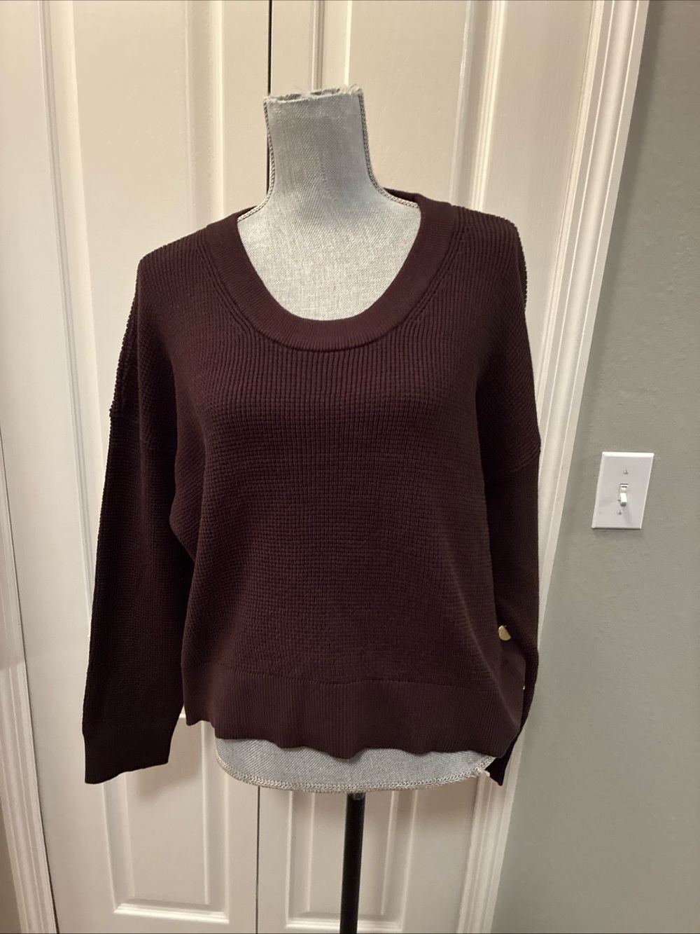 Michael kors ladies pull over chocolate sweater size XL